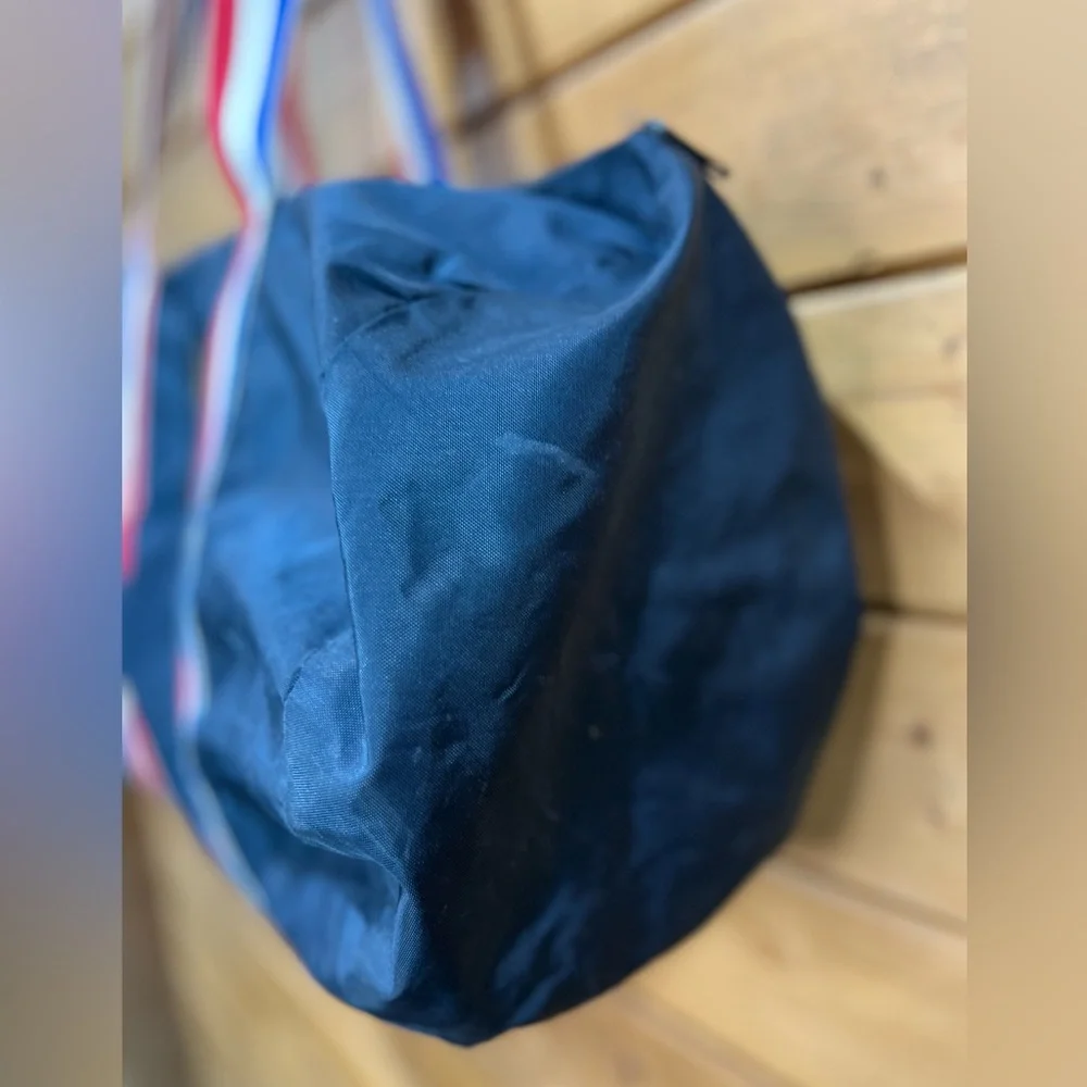 VTG Retro Northwest Wilderness Travel Duffel Bag Navy Blue Red White Strap PNW